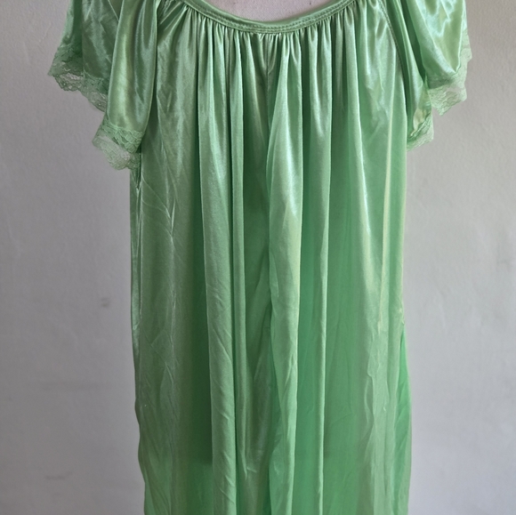 Blair Deep Green Satin Short Sleeve Chemise Nightgown - Picture 5 of 5